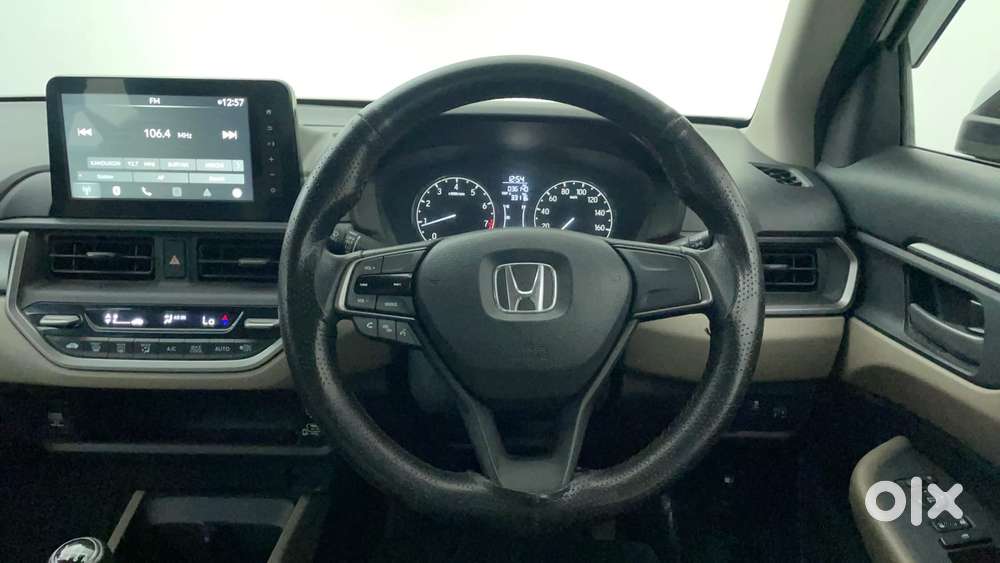 Honda Elevate V Mt, 2023, Petrol