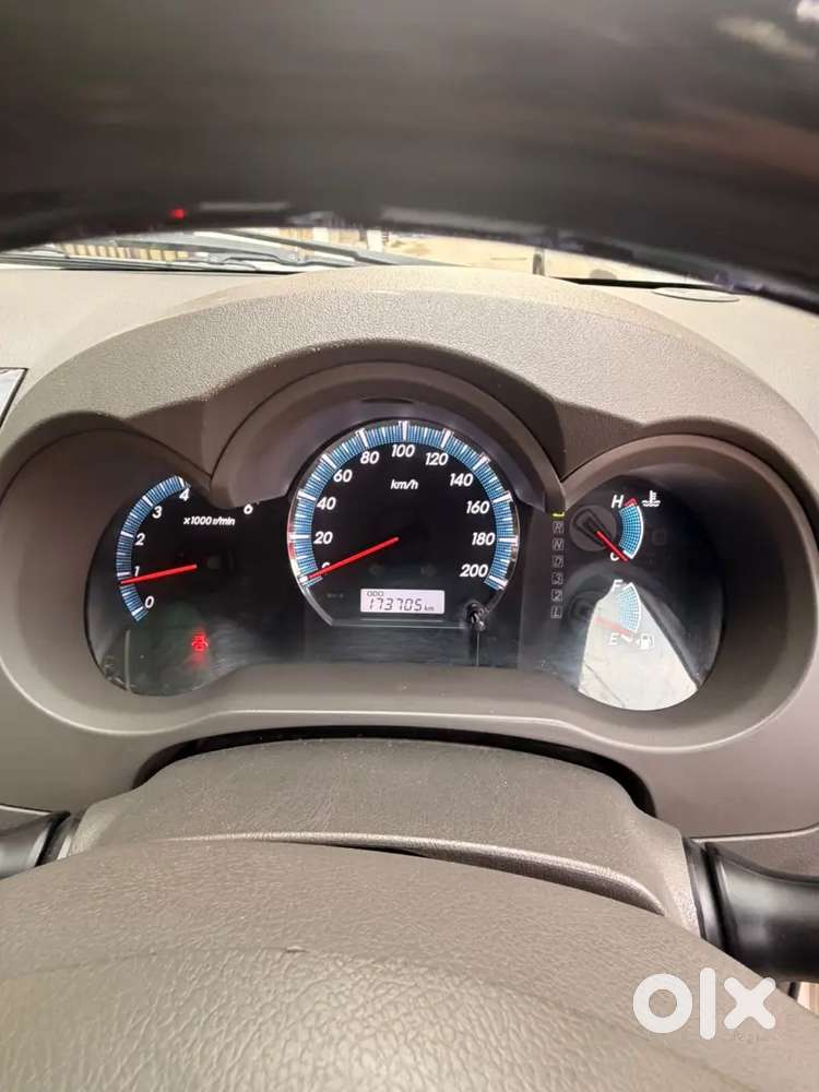 Toyota Fortuner Diesel 2013 2nd Owner