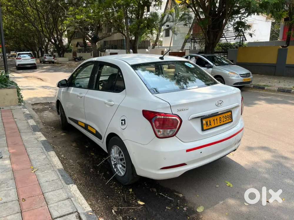 Hyundai Xcent 2017 Diesel 128000 Km Driven