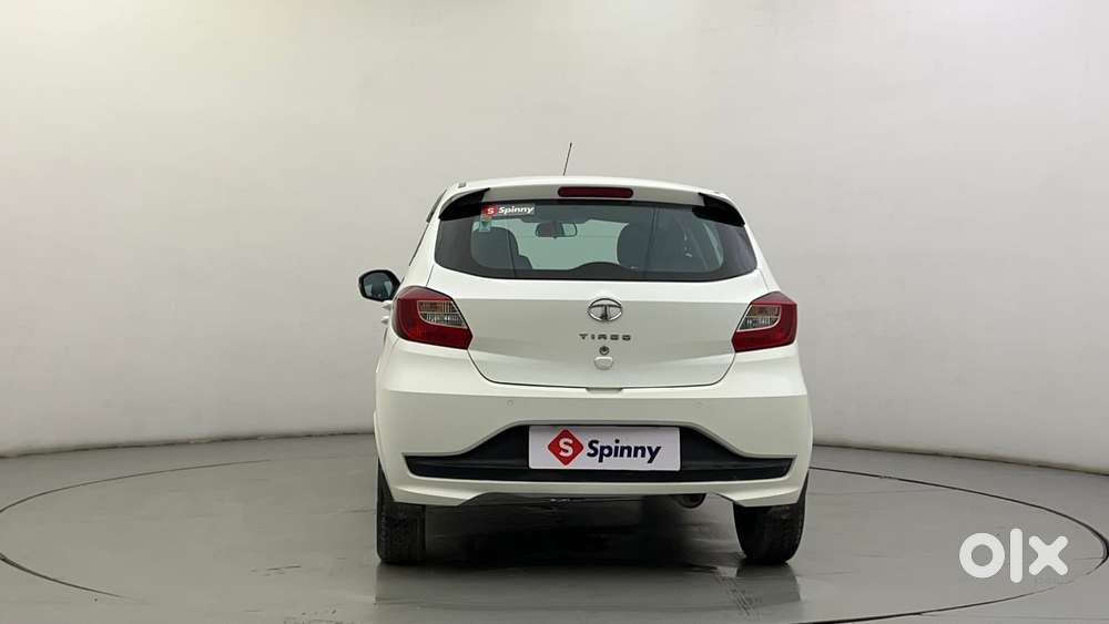 Tata Tiago 1.2 Revotron Xt Option, 2023, Petrol