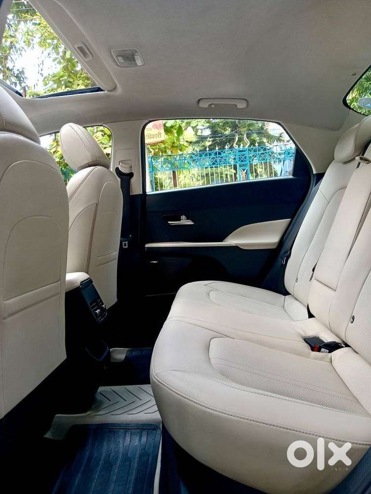 Hyundai Verna 1.5 Sx (o) Ivt, 2024, Petrol