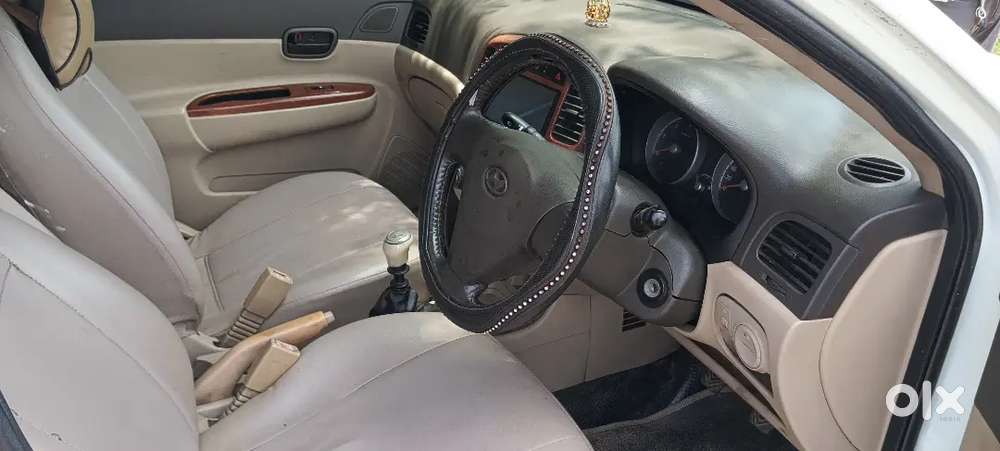 Hyundai Verna 2011 Diesel Manual 10268 Km