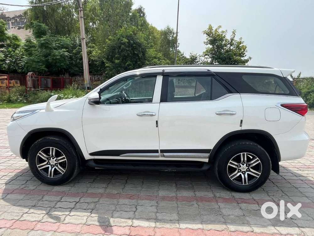 Toyota Fortuner 4x2 At 2.8 Diesel, 2018, Diesel