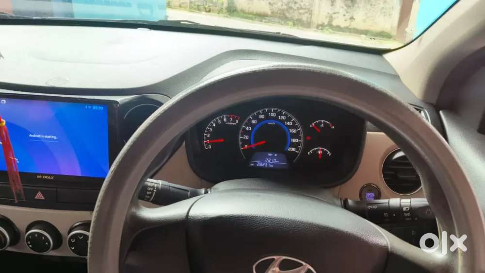 Hyundai Grand I10 Sportz Petrol Manual 2014