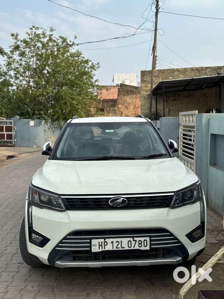 Mahindra Xuv300 Top End Variant W8 Diesel 2019 All Tyre New Push Start