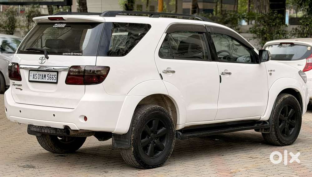 Toyota Fortuner 3.0 4x4 Manual, 2010, Diesel