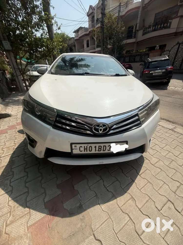 Toyota Corolla Altis 2015 Petrol Well Maintained