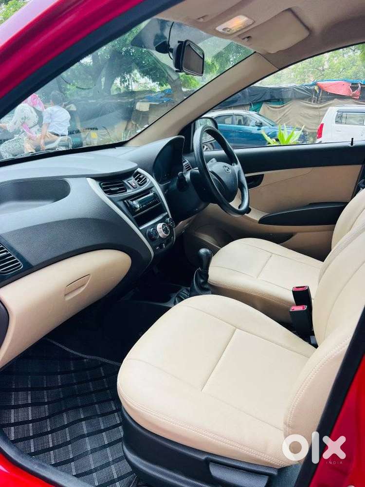 Hyundai Eon Era +, 2017, Petrol