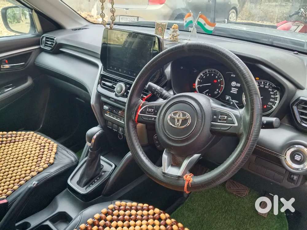 Toyota Urban Cruiser Hyryder 2023 Petrol 40000 Km Driven