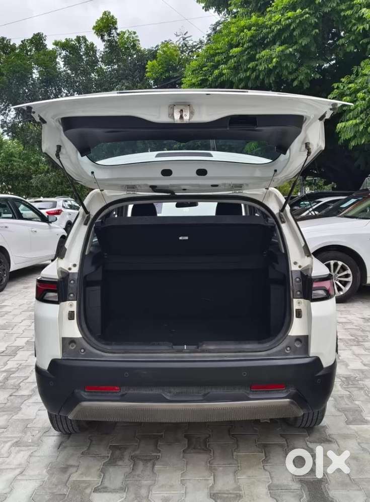 Maruti Suzuki Vitara Brezza 1.5 Vxi, 2024, Petrol