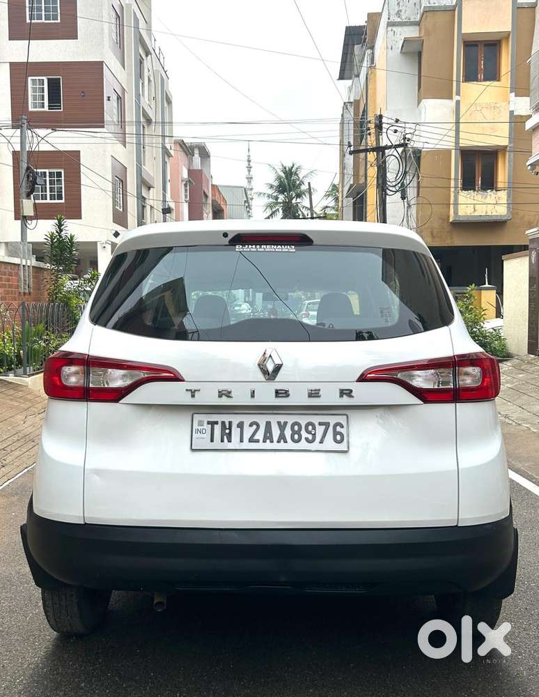 Renault Triber 1.0 Rxe, 2023, Petrol