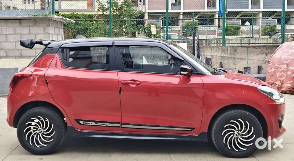 Maruti Suzuki Swift Vxi + Manual, 2021, Petrol