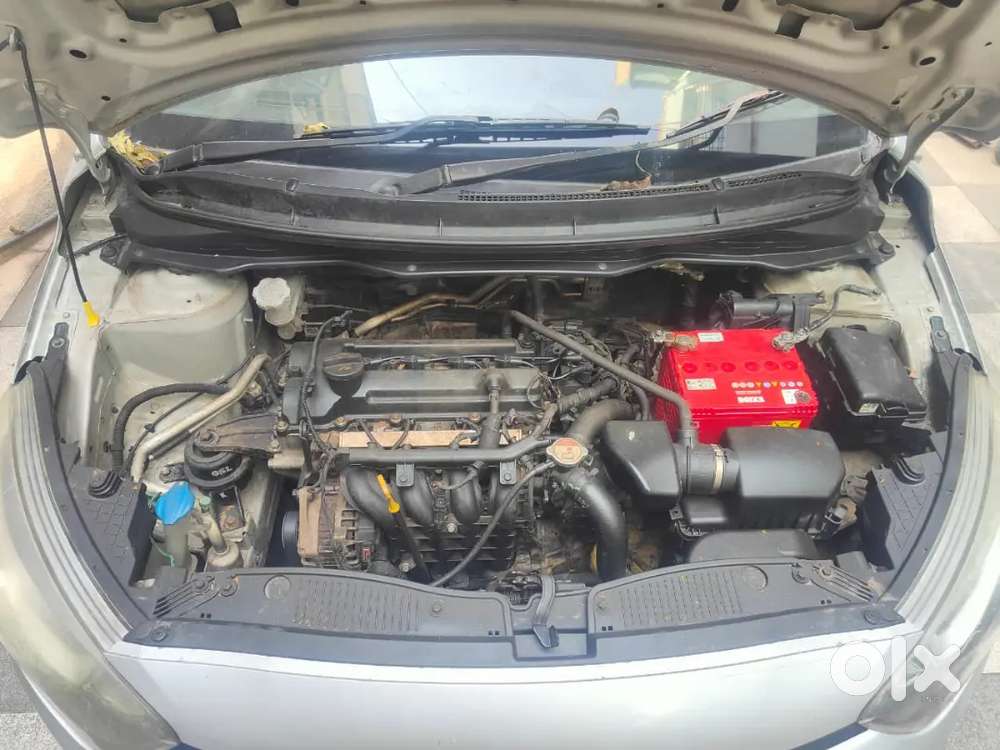 Hyundai I20 Spotz 2013 Car