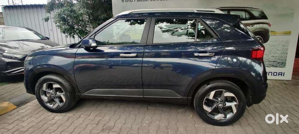 Hyundai Venue Sx+ At, 2020, Petrol