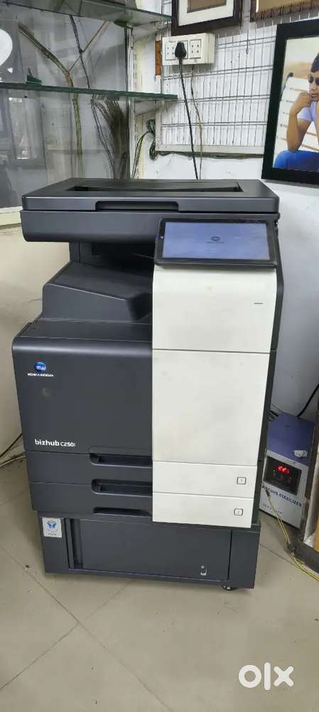 Konica 250i colour xerox