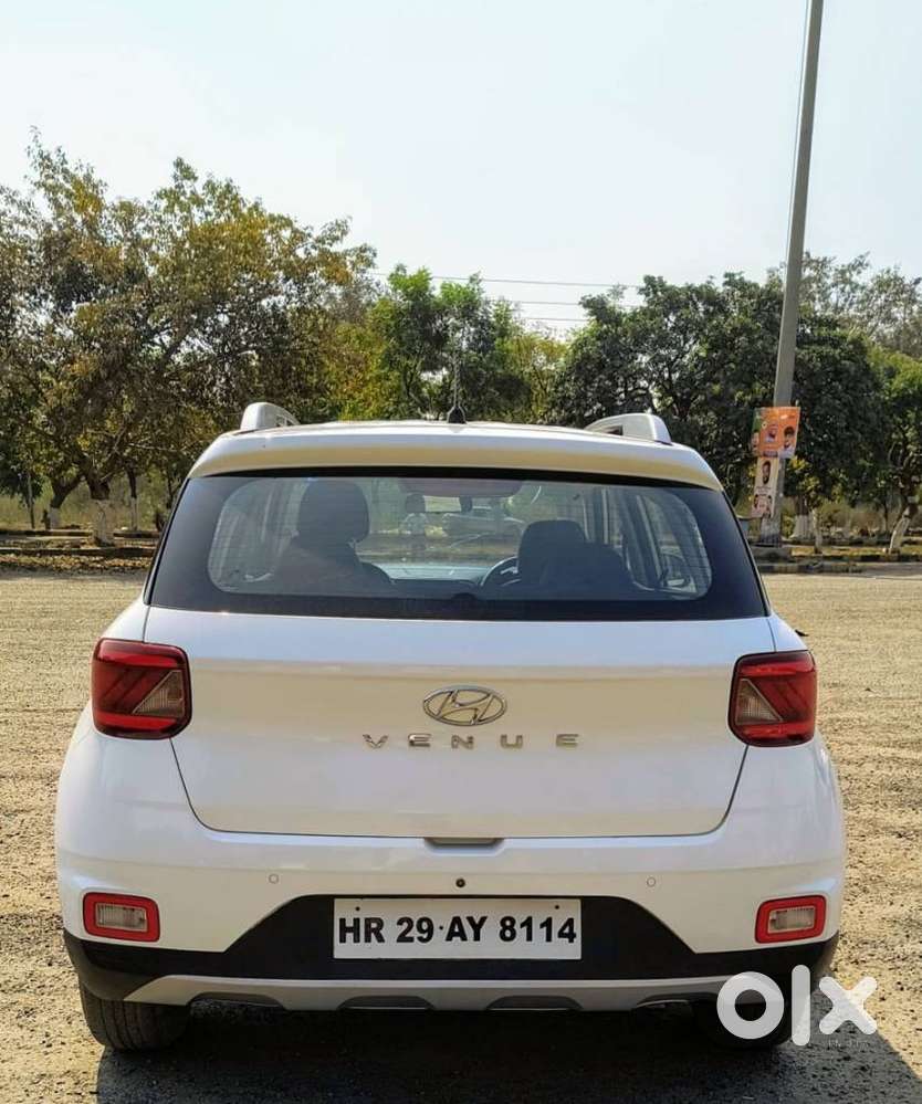 Hyundai Venue S 1.2 Petrol, 2022, Petrol