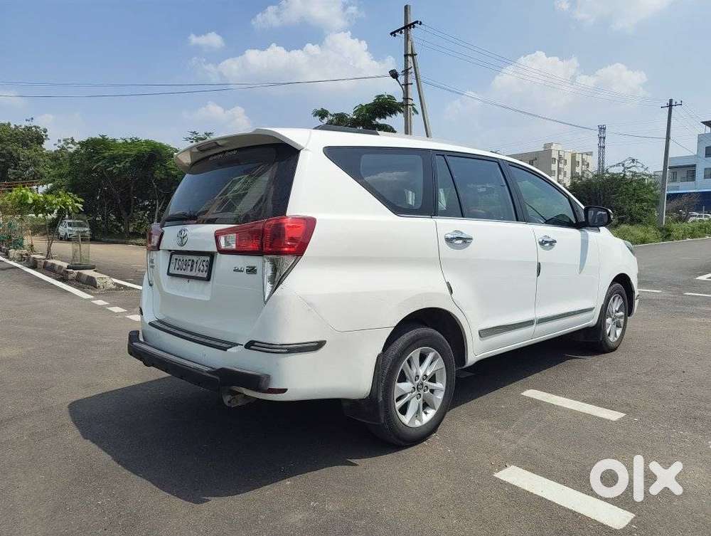 Toyota Innova Crysta 2.8 Z, 2017, Diesel