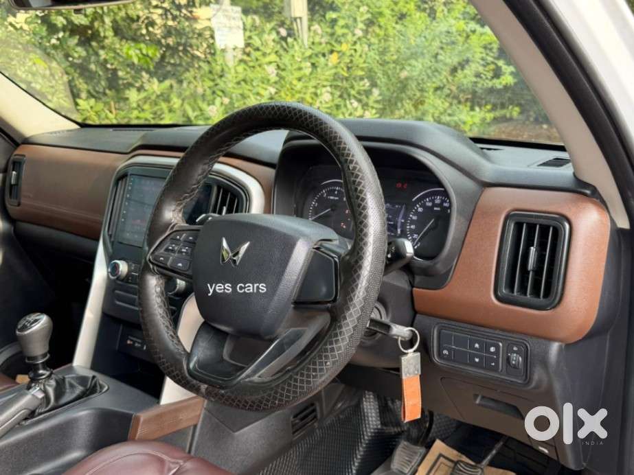 Mahindra Scorpio N Z2 Petrol Mt 7 Str, 2023, Petrol