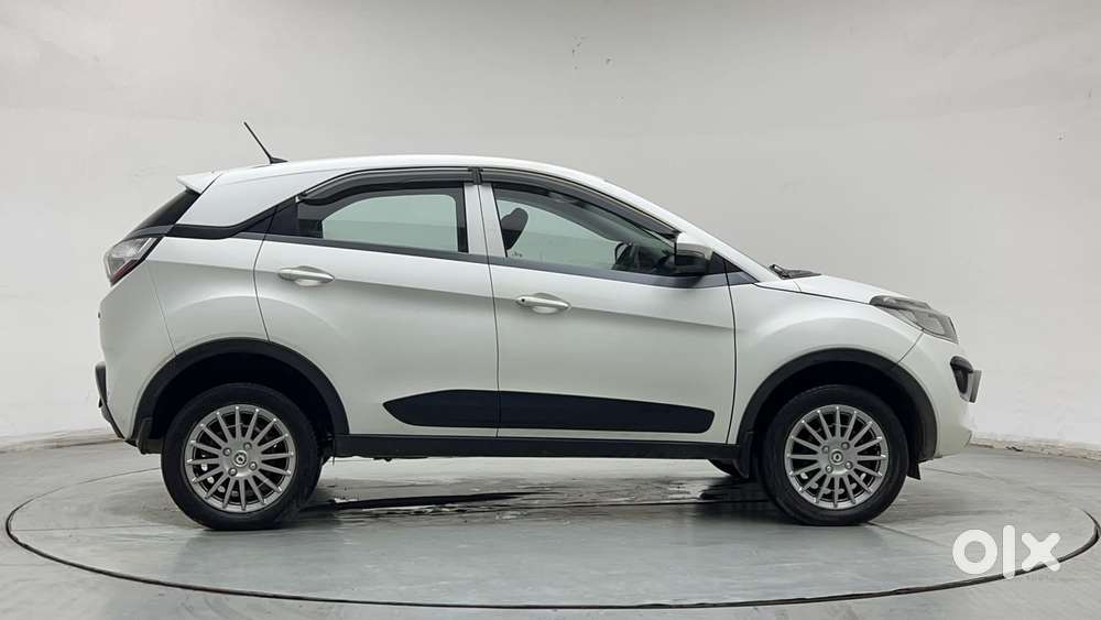 Tata Nexon 1.5 Revotorq Xma Amt (s), 2019, Petrol