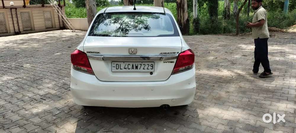 Honda Amaze 2015 I-vtec Cng