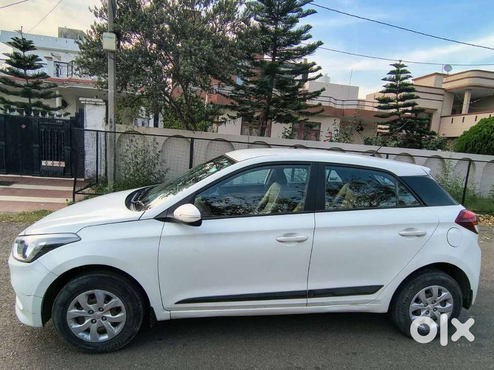 Hyundai I20 Sportz 1.2 Bs-iv, 2019, Petrol