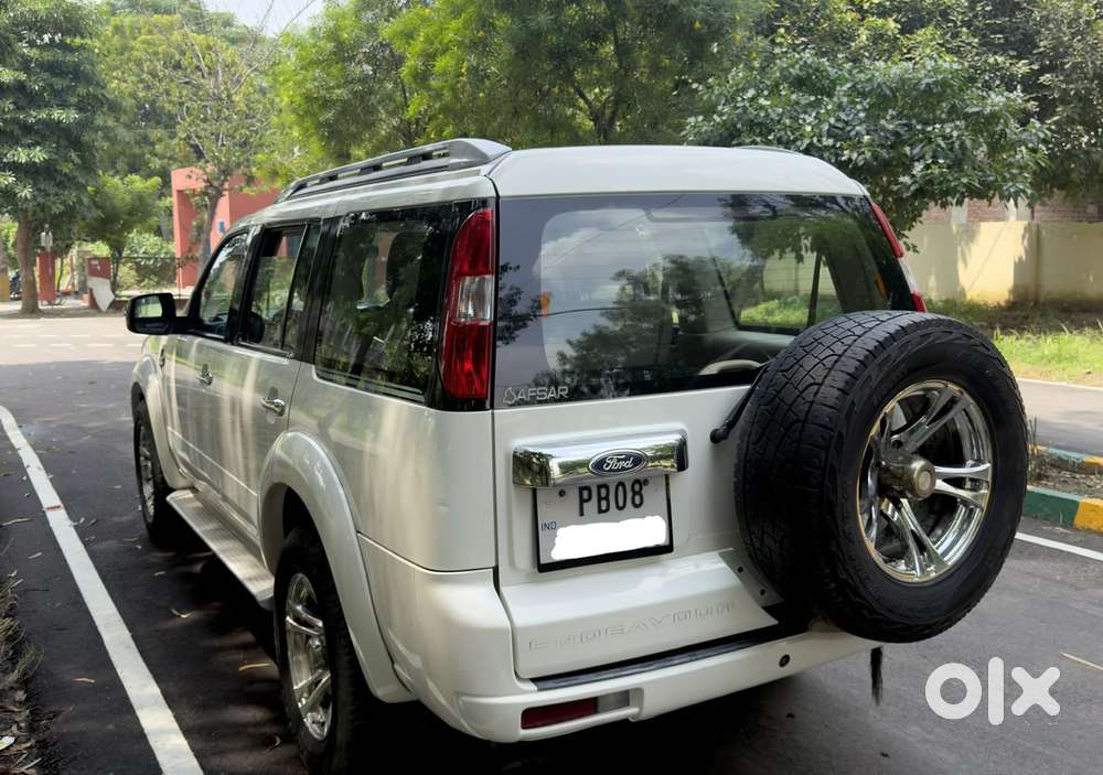 Ford Endeavour 3.0l 4x4 At, 2011, Diesel
