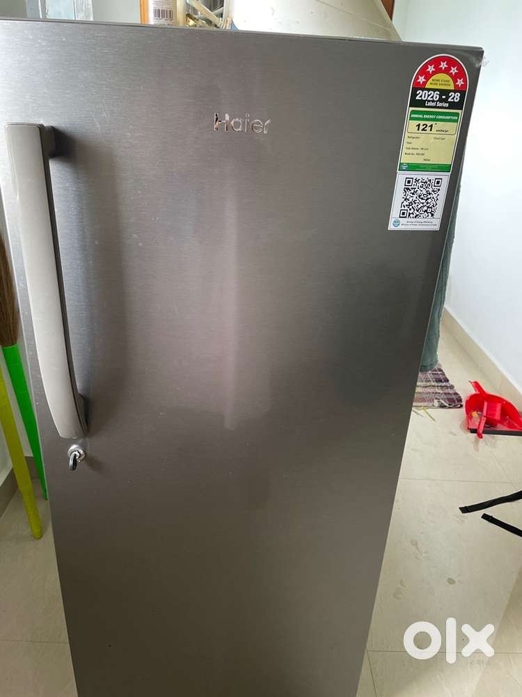 1 month old new fridge with warranty