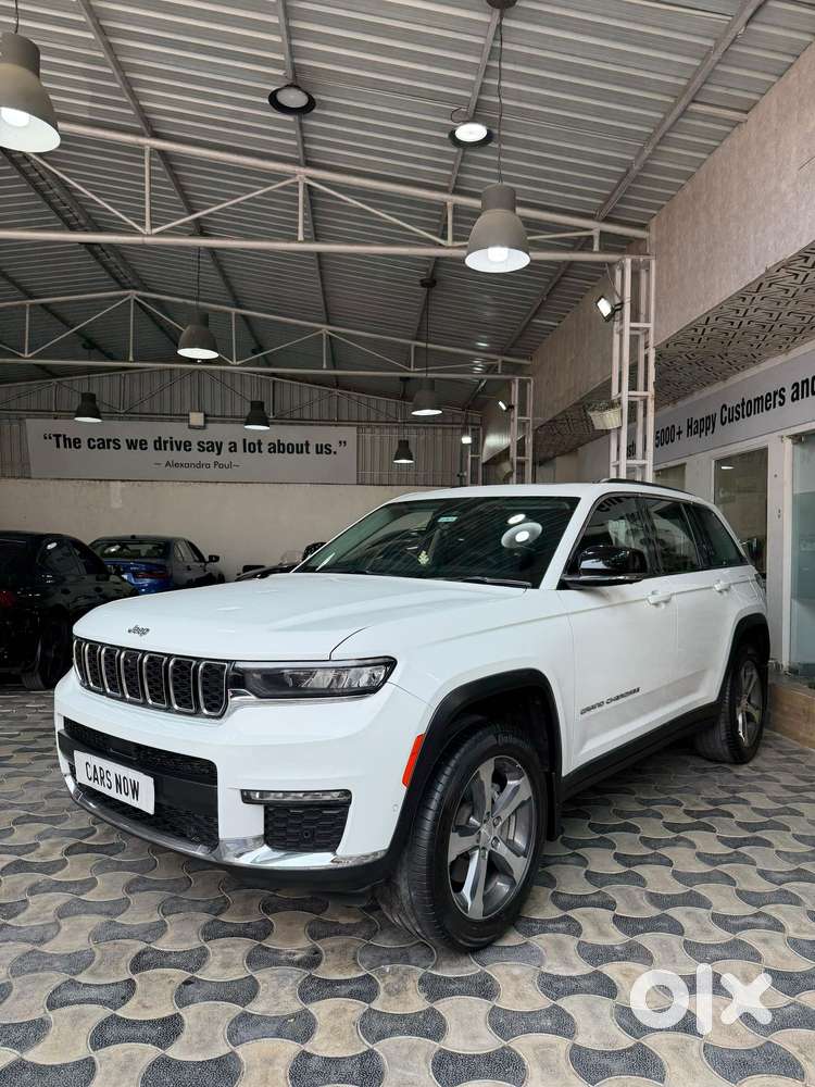 Jeep Grand Cherokee Limited (o) 4x4 At, 2023, Petrol