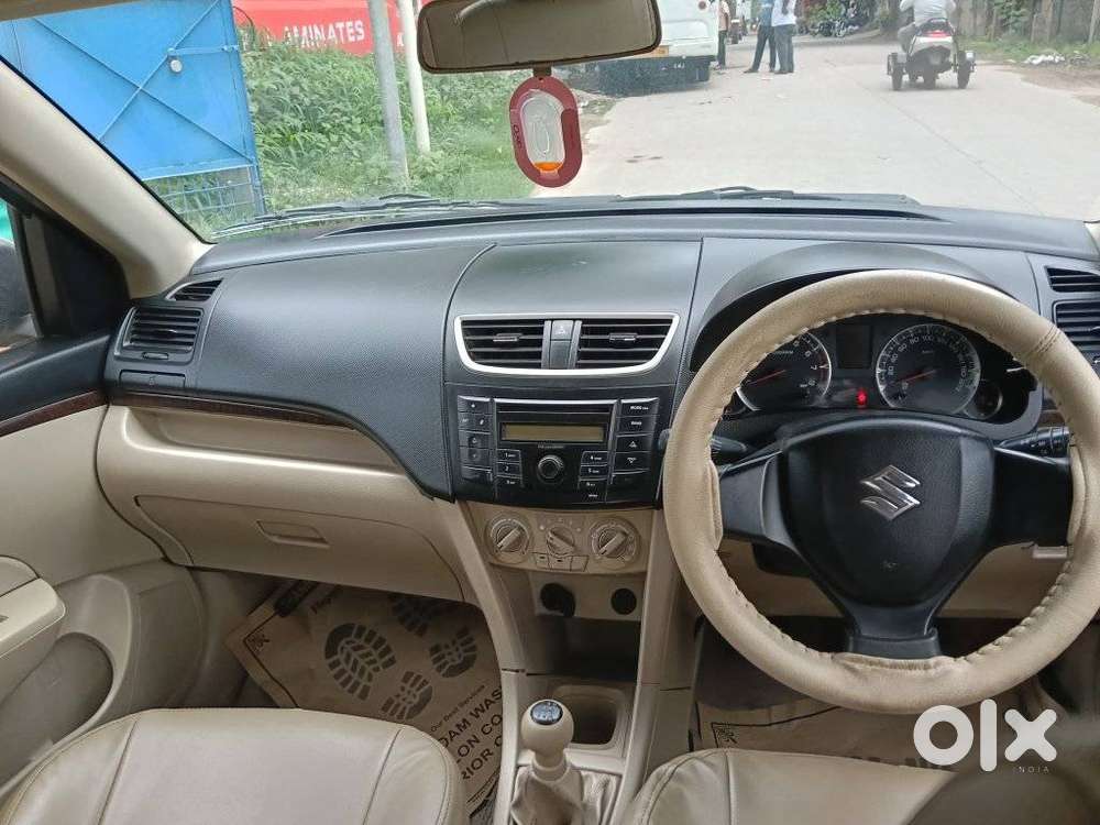 Maruti Suzuki Swift Dzire 1.2 Vxi Bsiv, 2013, Petrol