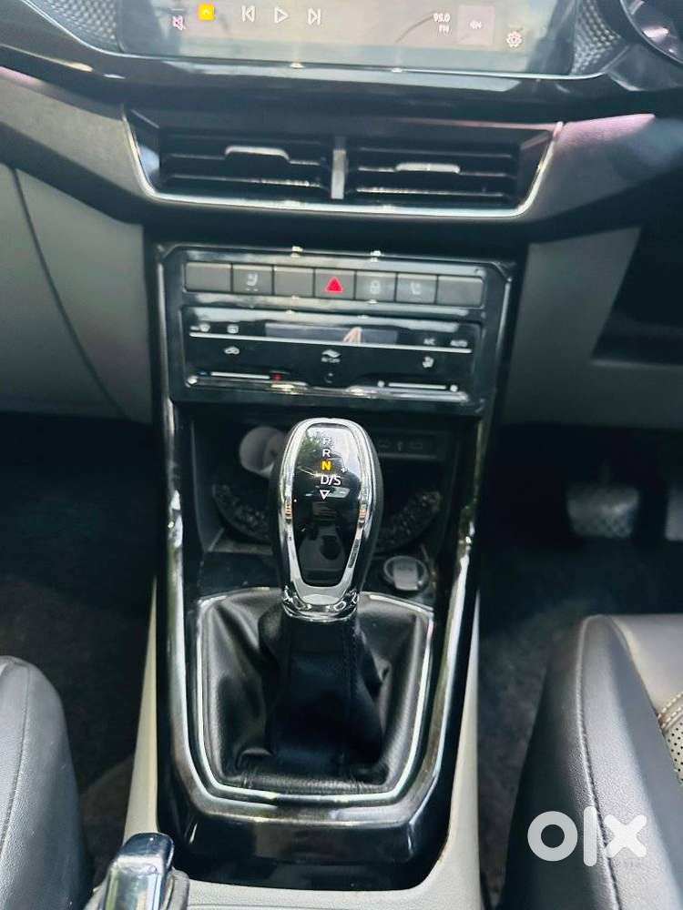 Skoda Kushaq 1.0 Tsi Style At, 2021, Petrol