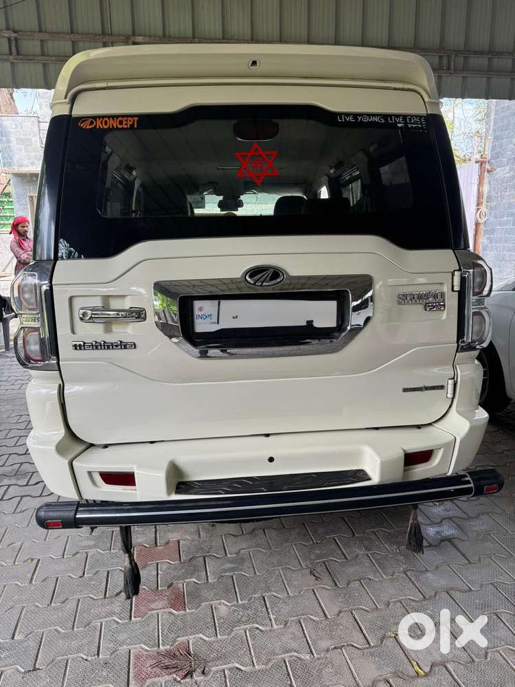 Mahindra Scorpio S4 7 Seater, 2017, Diesel