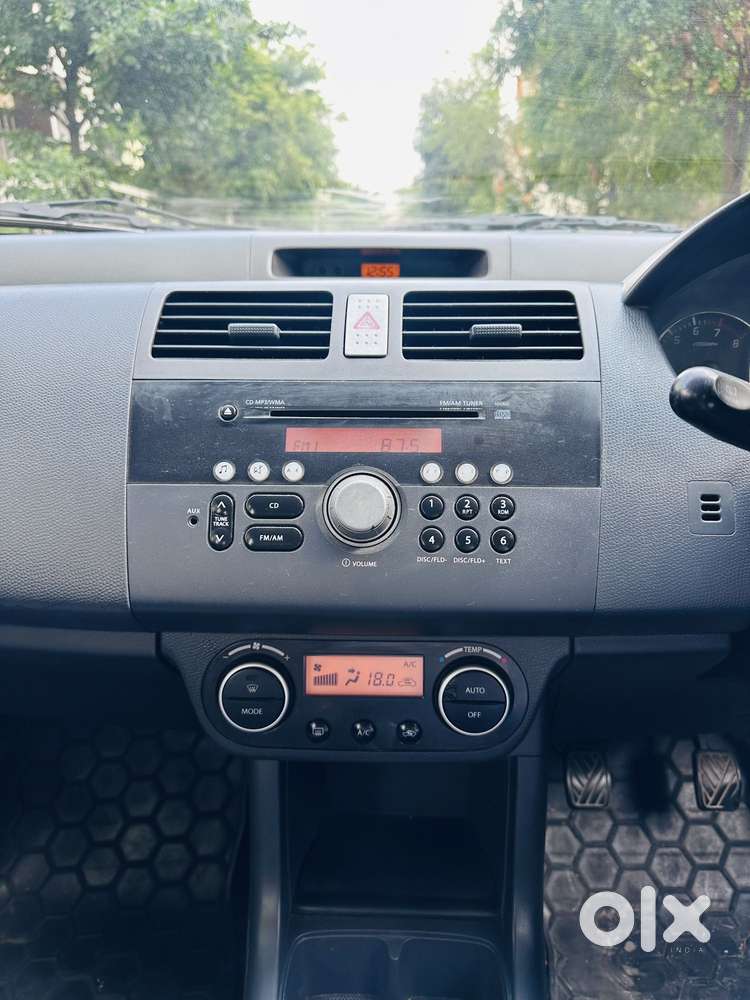 Maruti Suzuki Swift Vvt Zxi, 2008, Petrol