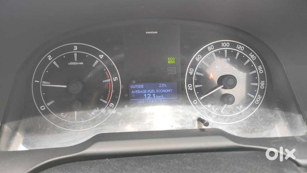 Toyota Innova Crysta 2.4 Gx Mt 8s, 2016, Diesel