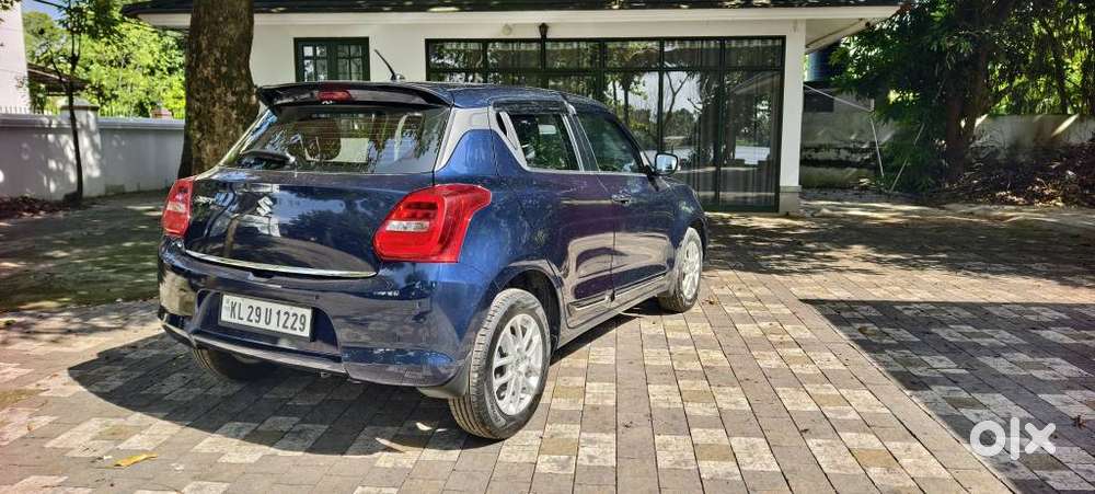 Maruti Suzuki Swift 1.3 Zxi, 2022, Petrol