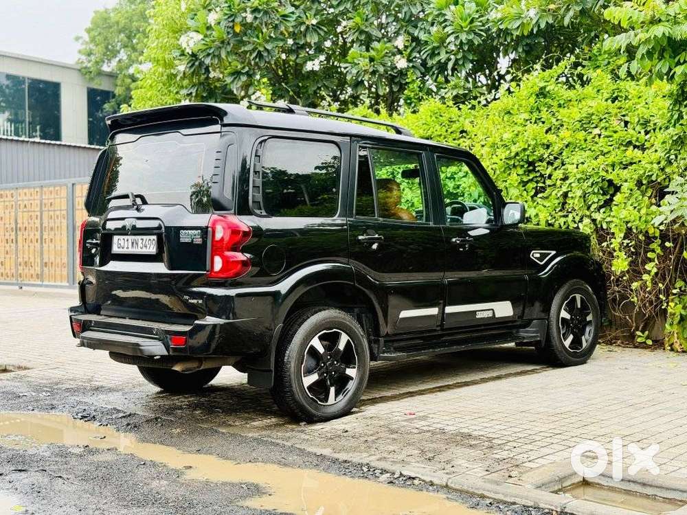 Mahindra Scorpio Classic 2.2 S 11 Mt 7 Cc, 2023, Diesel
