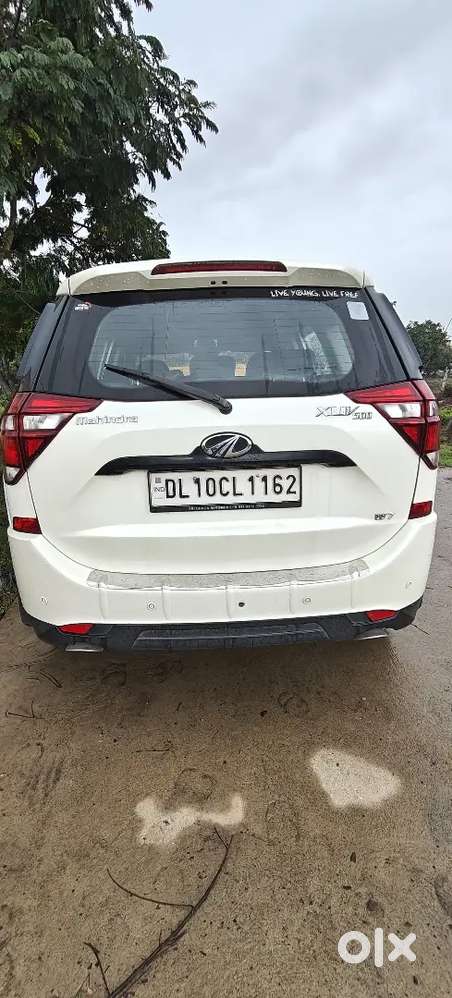 Mahindra Xuv500 W7