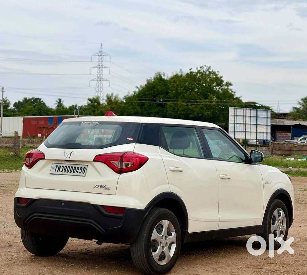 Mahindra Xuv300 W4 Diesel, 2023, Diesel