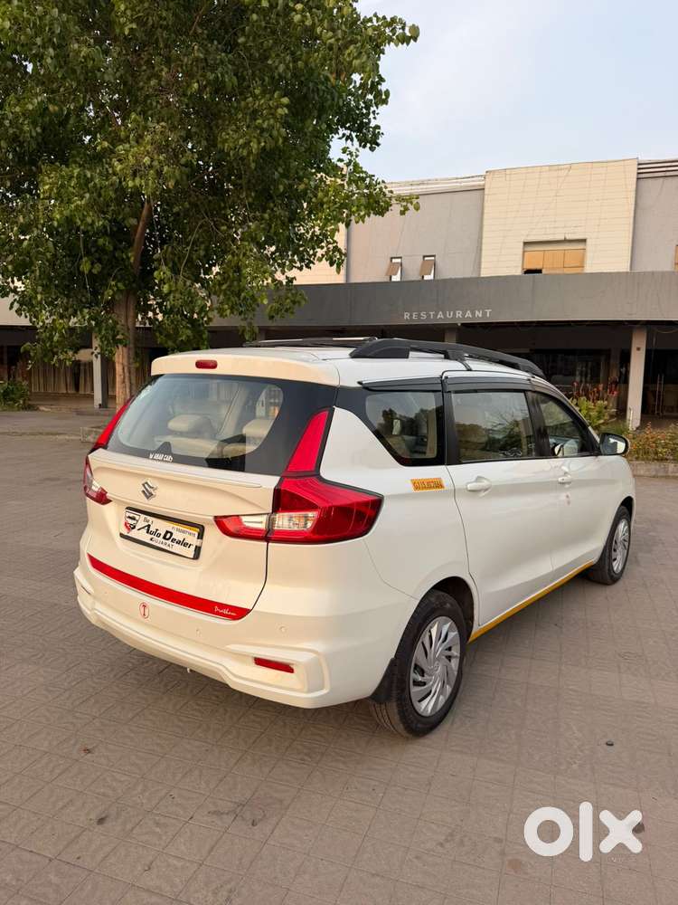 Maruti Suzuki Ertiga 2022-2023 Vxi Cng, 2023, Cng & Hybrids