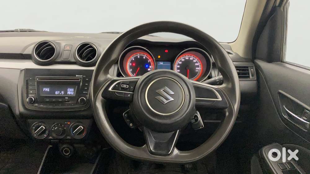 Maruti Suzuki Swift Vxi, 2020, Petrol