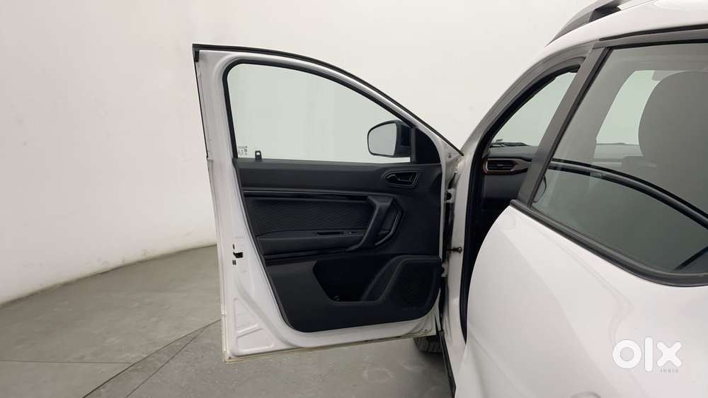 Renault Kiger Rxz Turbo Cvt, 2022, Petrol