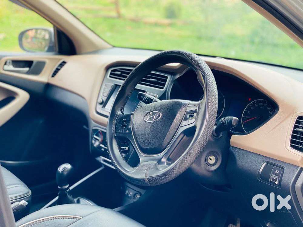 Hyundai Elite I20 Sportz (o) 1.2, 2019, Petrol