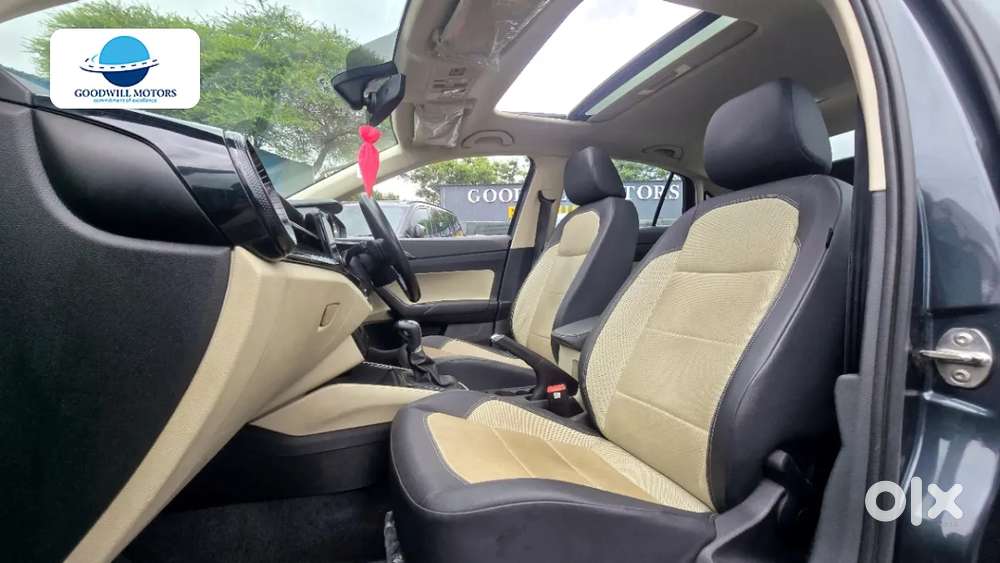 Skoda Slavia Ambition 1.5l Tsi Dsg, 2023, Petrol