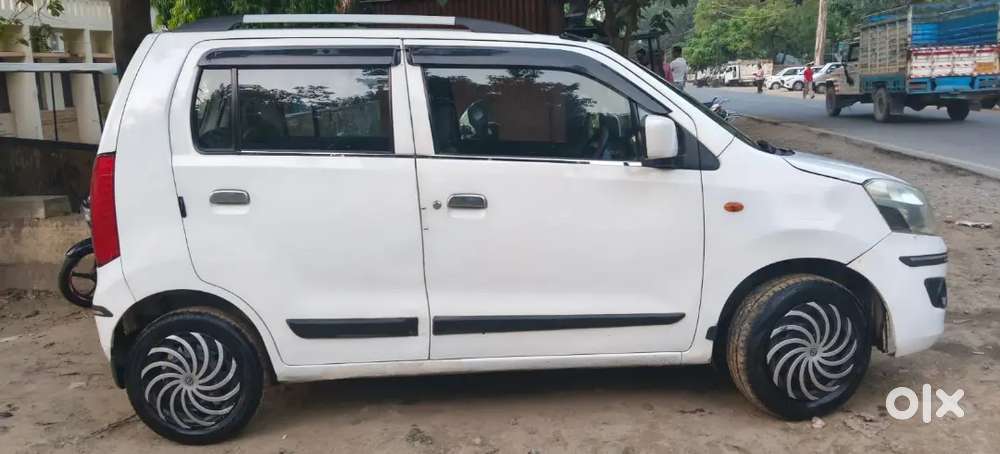 Maruti Suzuki Wagon R 2014 Lpg Well Maintained