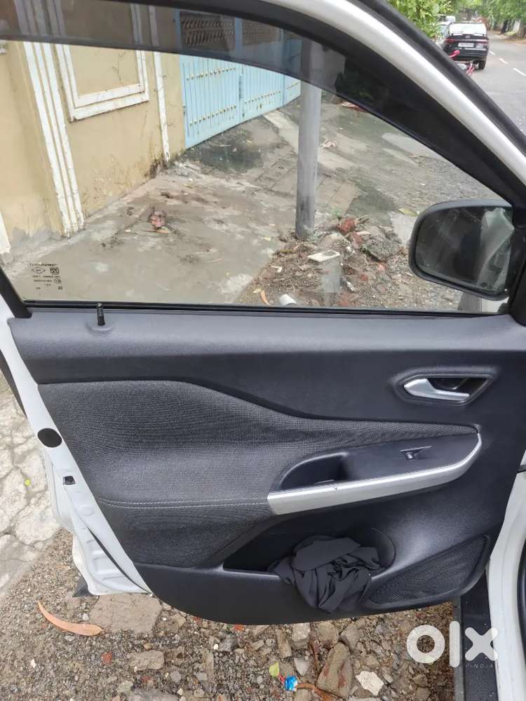 Nissan Magnite 2021 Petrol Automatic Cvt ( Now Only Amt Is Coming )