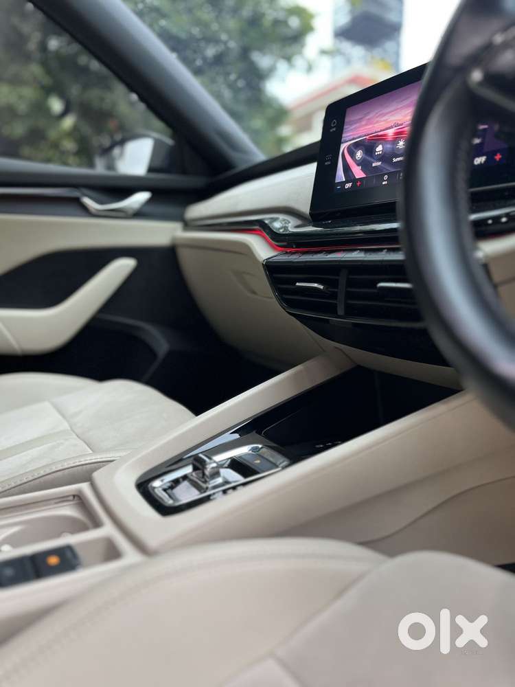 Skoda Octavia 2.0 Style Tsi At, 2022, Petrol