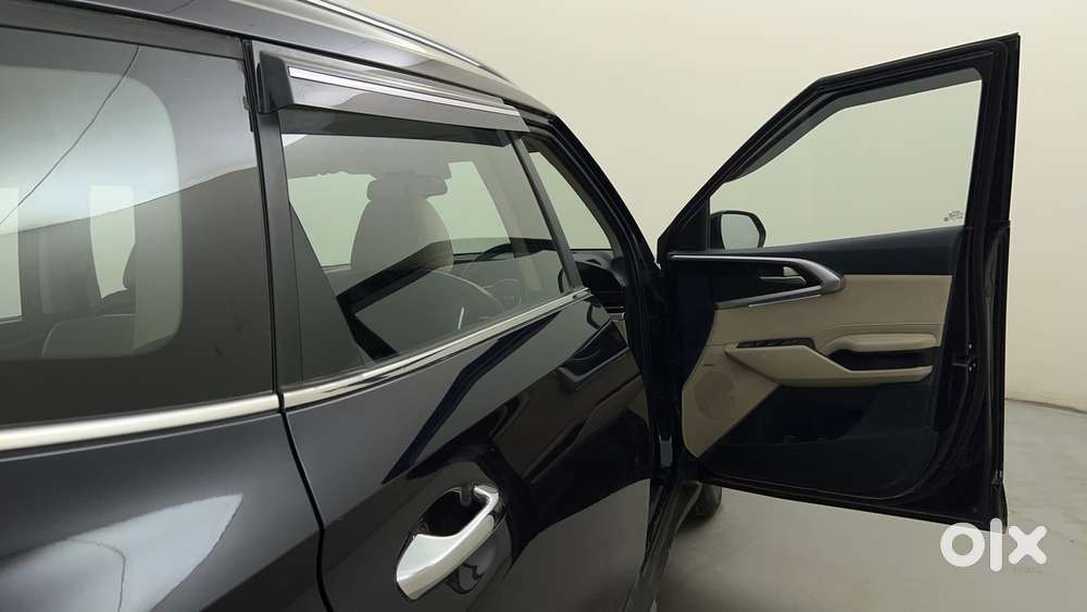 Kia Carens 1.5 Luxury Plus Diesel At 6 Str, 2022, Diesel