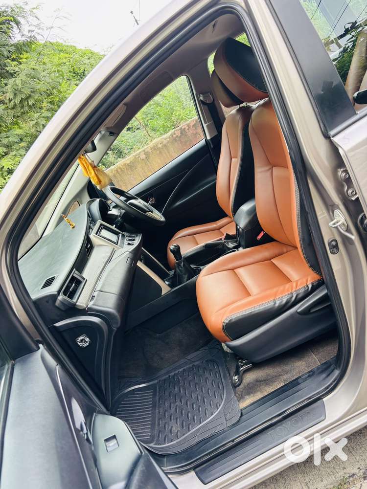 Toyota Innova Crysta 2.4 G Plus Mt, 2017, Diesel