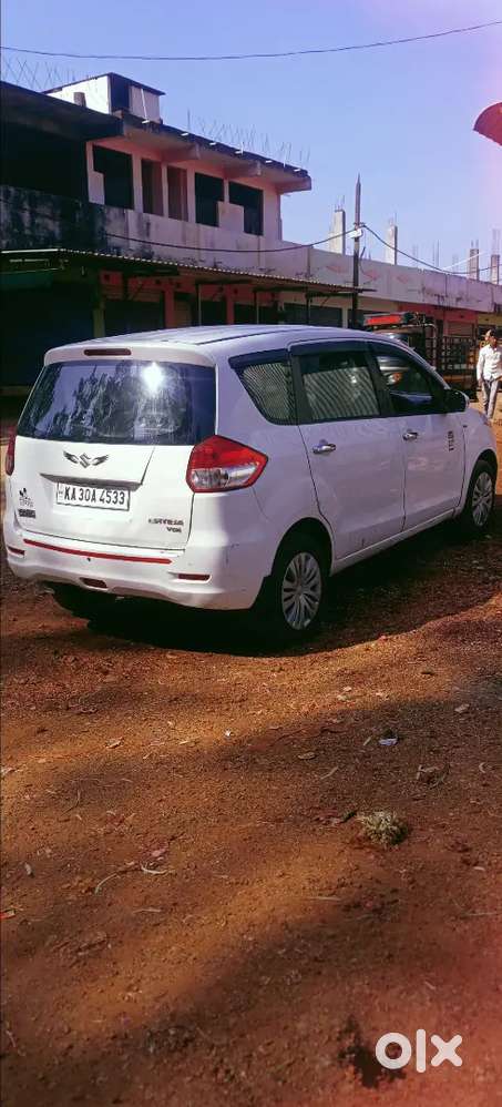 Maruti Suzuki Ertiga 2015 Diesel 290000 Km Driven