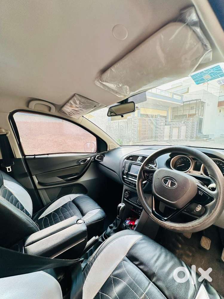 Tata Tigor Petrol 2018
