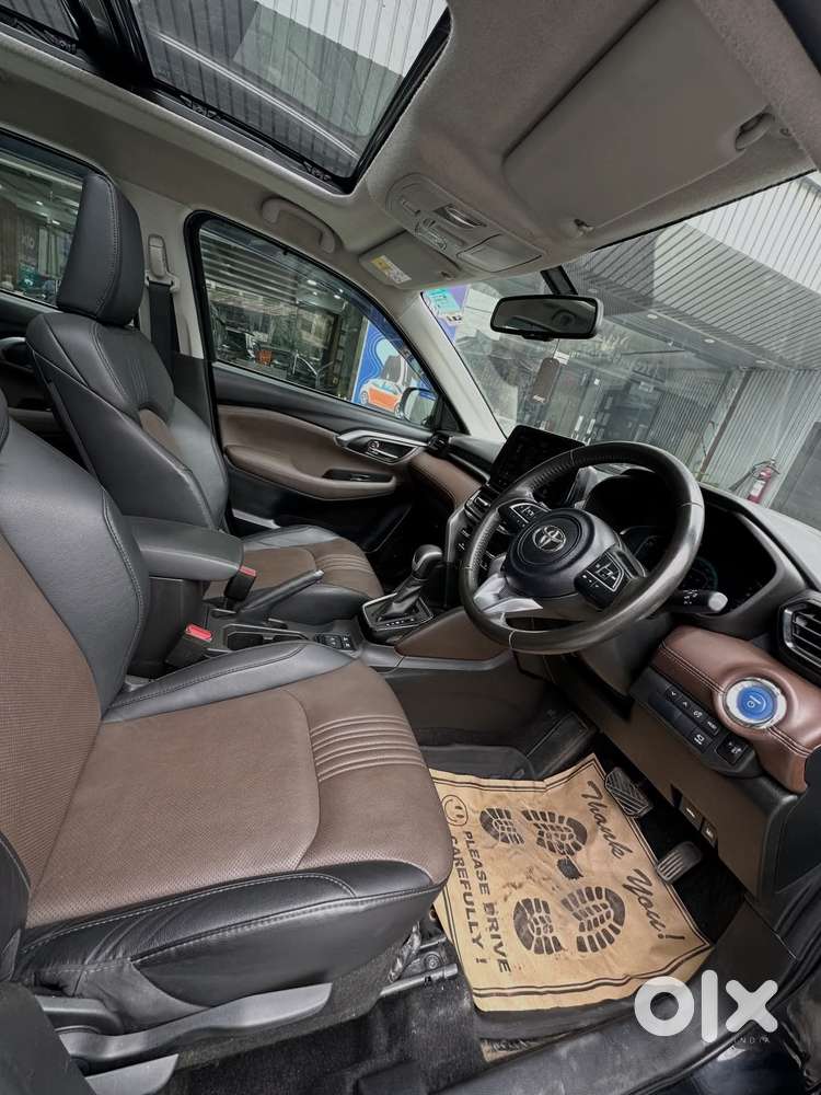 Toyota Urban Cruiser Hyryder 1.5 S Hybrid, 2024, Petrol